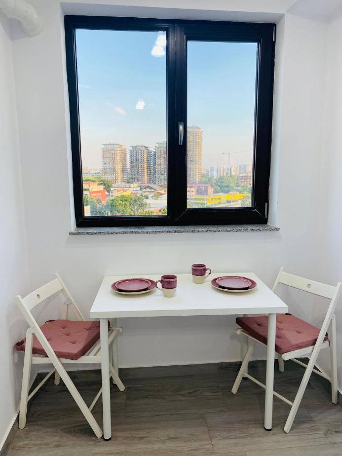 Soho Apartment - City View With Rooftop Garden Bucharest Exterior photo